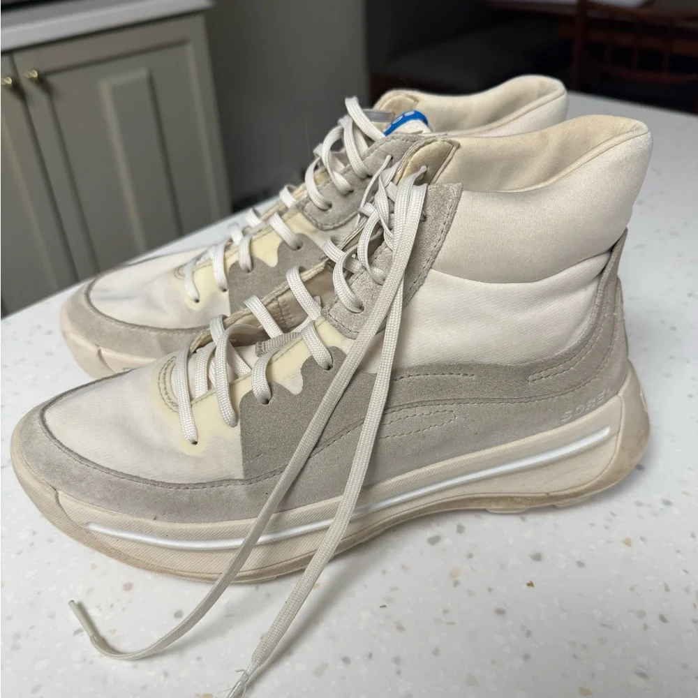 Sorel Women's Out N' About 503 Mid Sneaker Boots - Picture 4 of 9